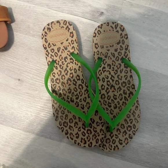 havaianas flip flops - Picture 1 of 3